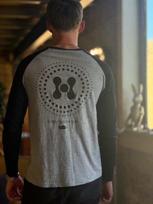 Long sleeved baseball T