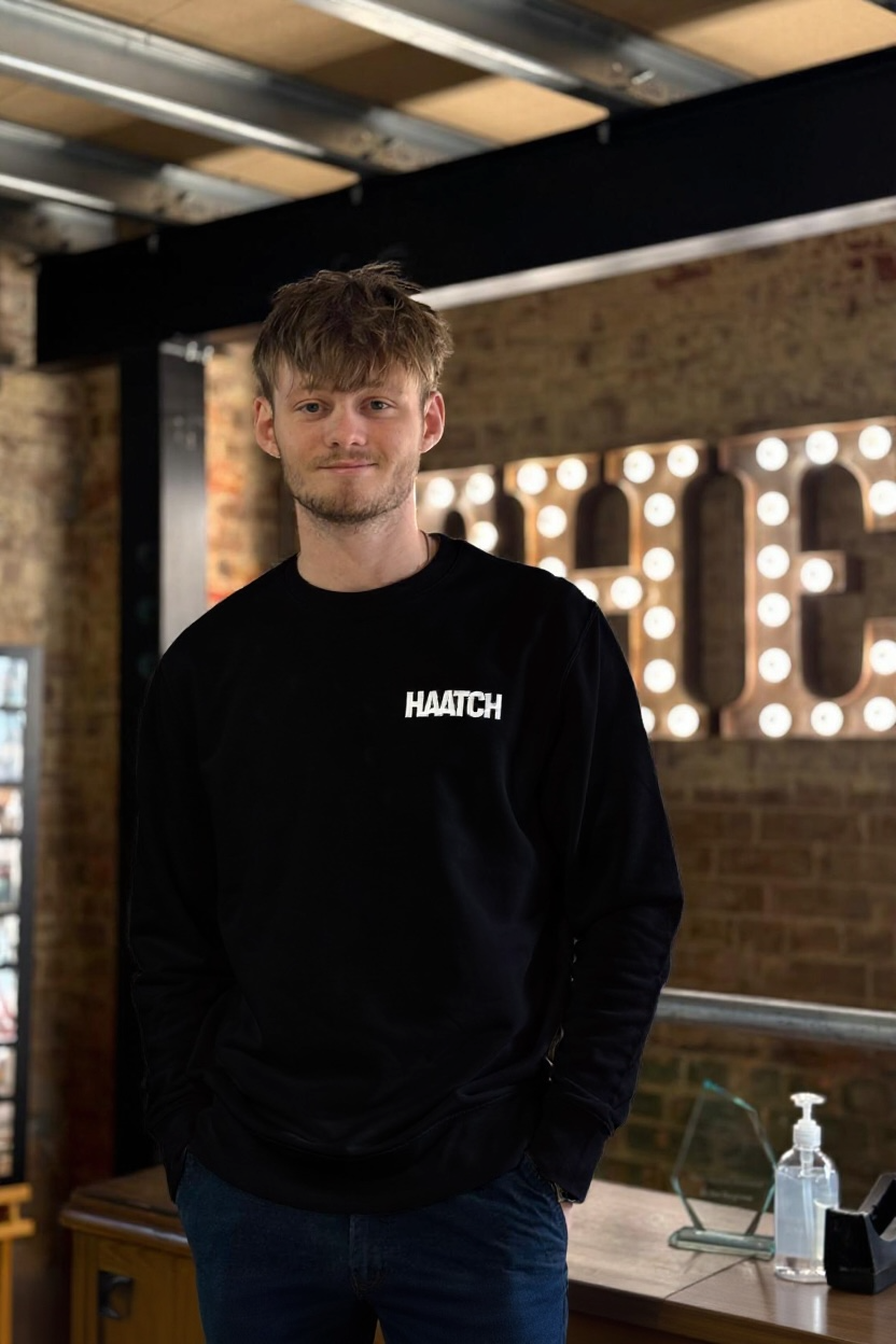 Close the round crewneck sweatshirt - Black