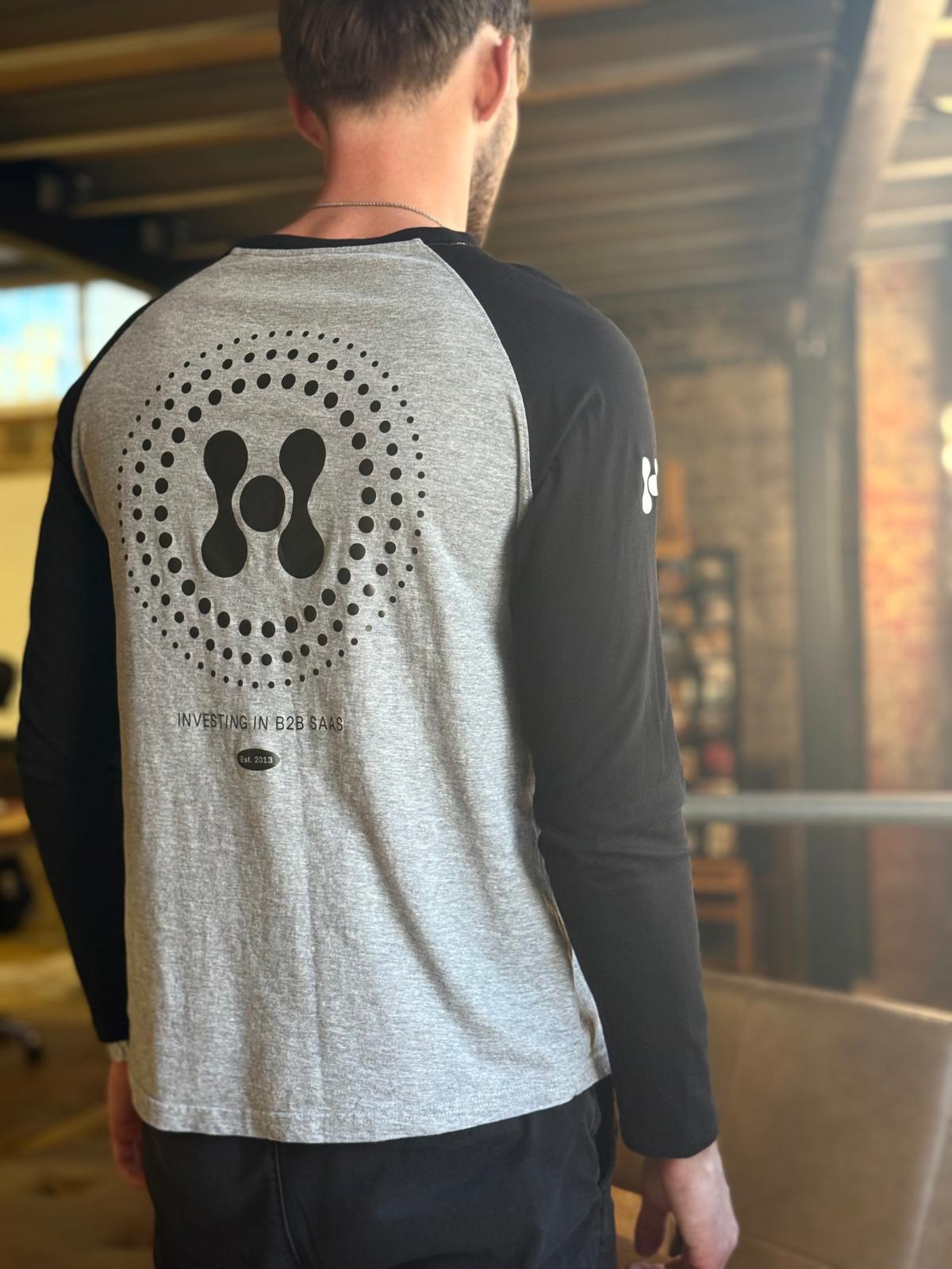 Long sleeved baseball T