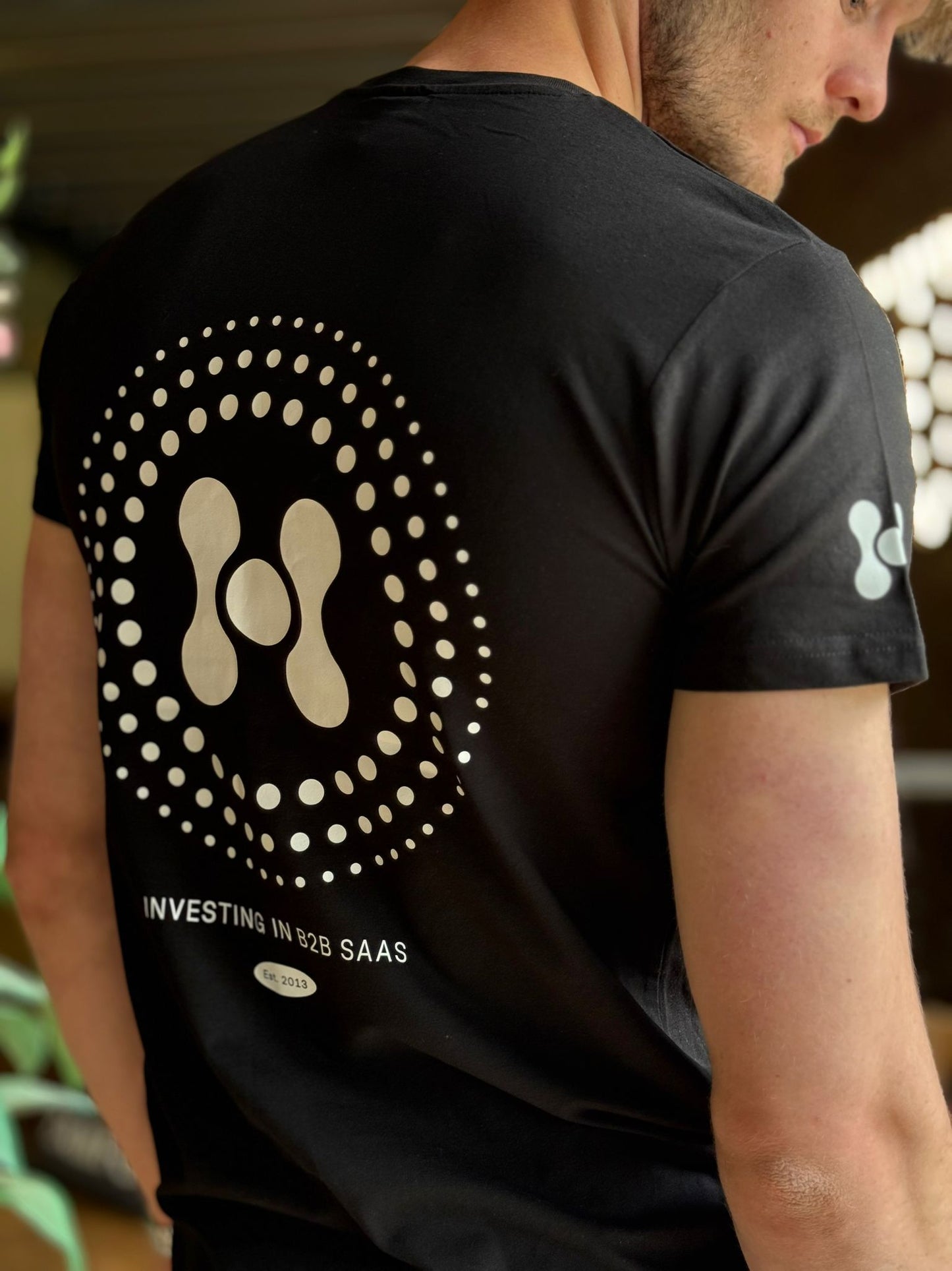 T-shirt - Black Crew Neck short sleeve