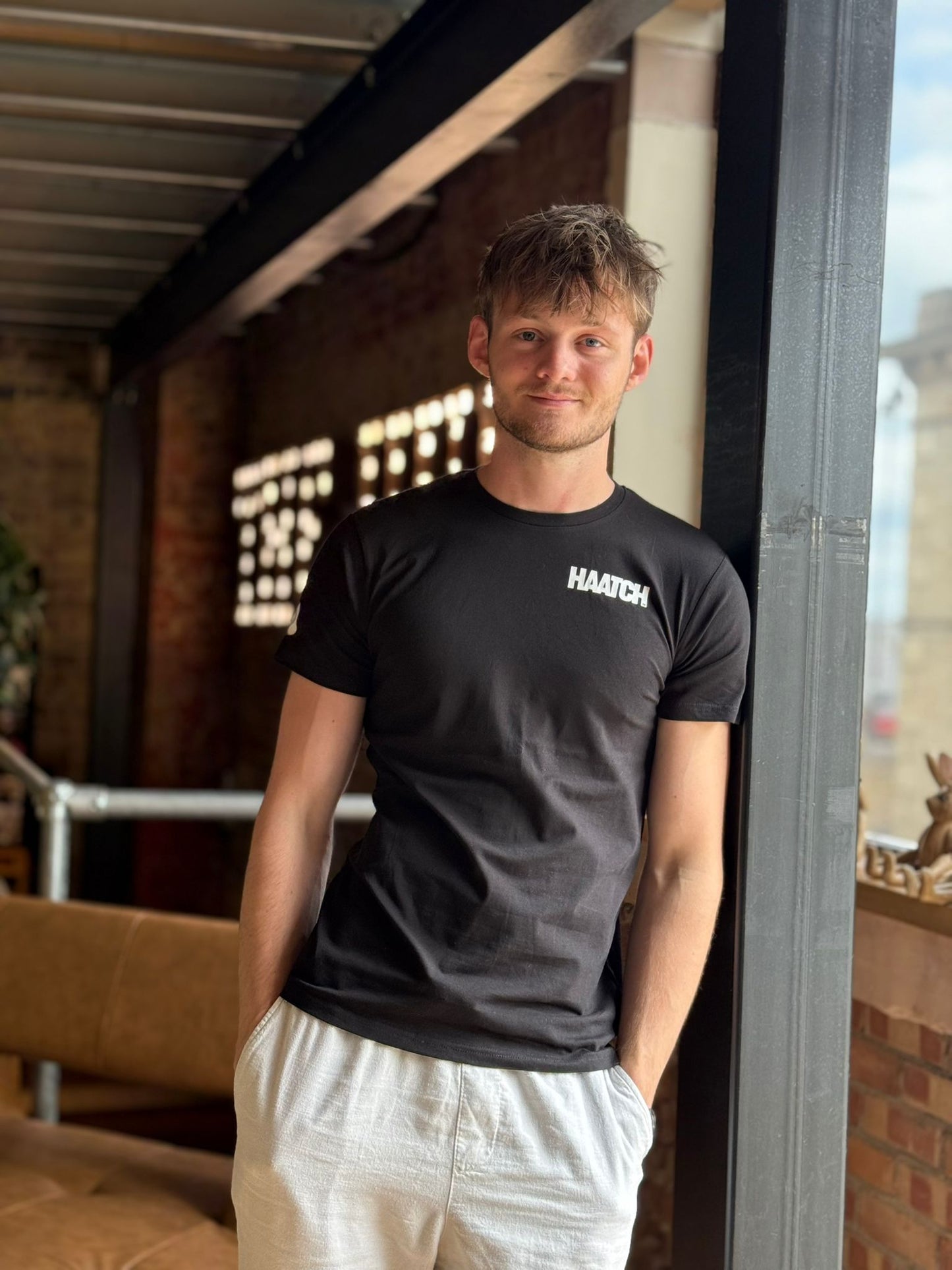 T-shirt - Black Crew Neck short sleeve