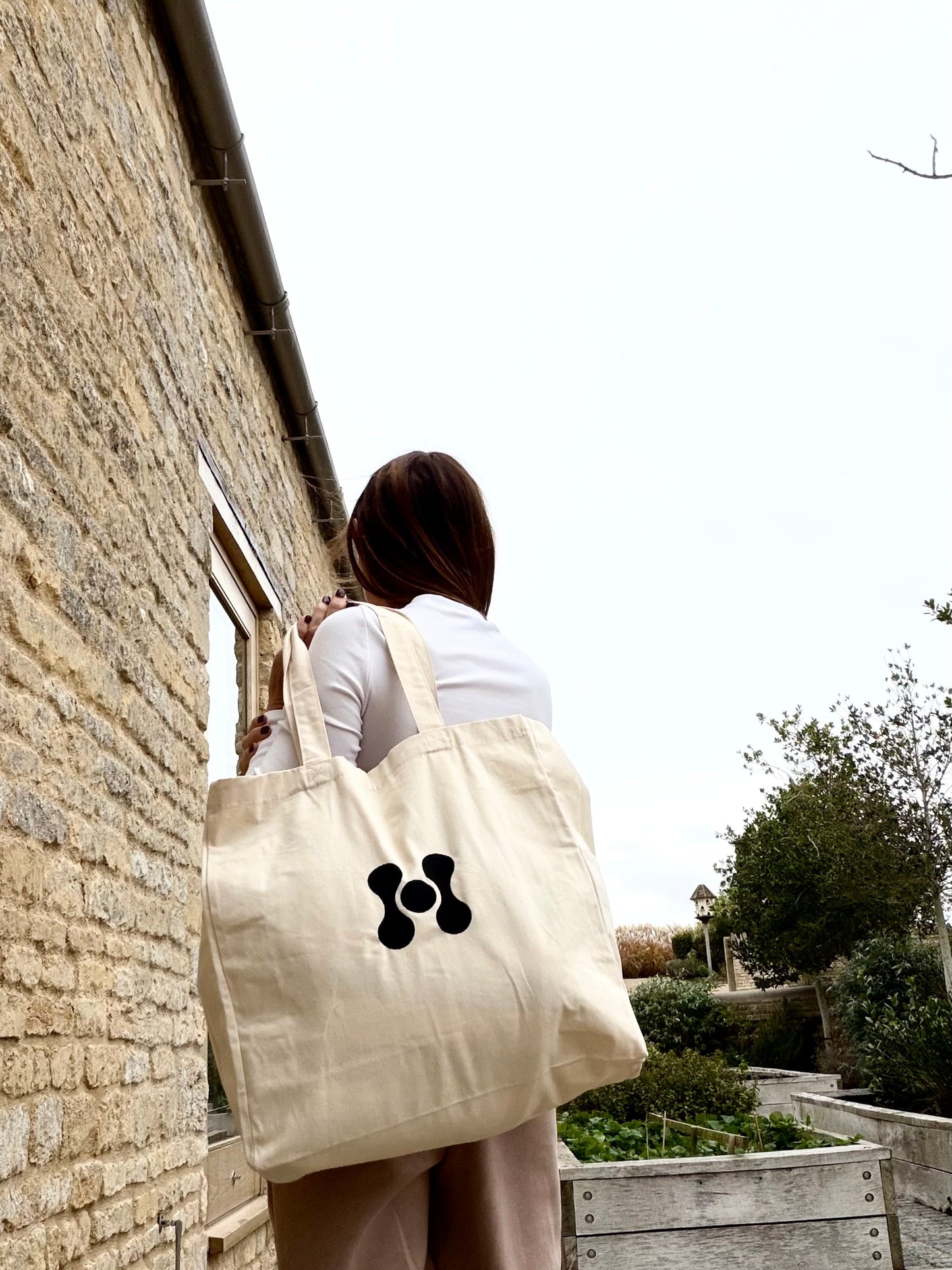 H - Medium Tote Bag